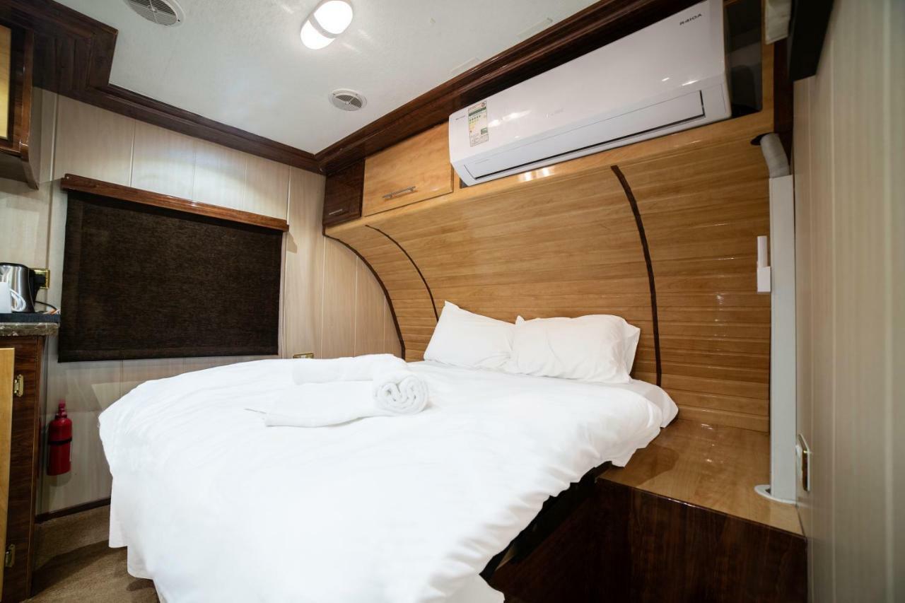 Caravana Beach Resort Al Zorah Ajman Exterior foto